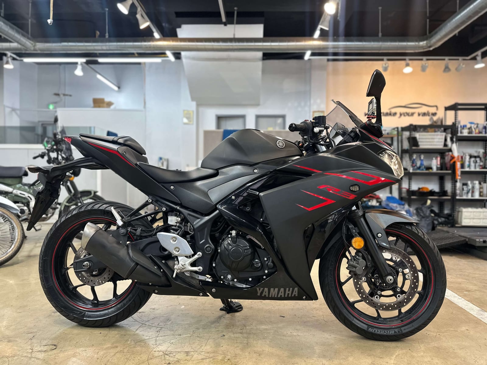 야마하 YZF-R3 매물 사진