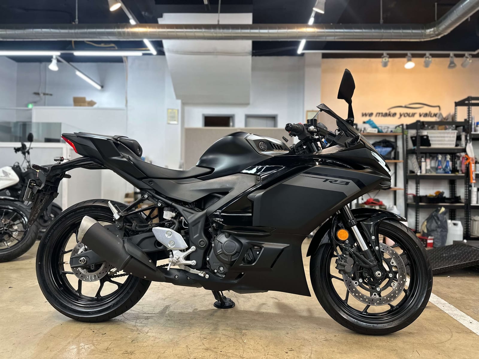 야마하 YZF-R3 매물 사진